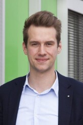 Wrycza Philipp FotoCredit Fraunhofer IML 326x490