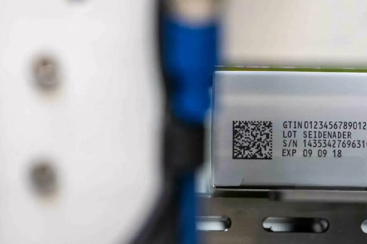 Faltschachtel mit aufgedruckter Serialisierung