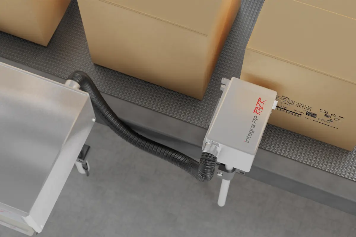 MOP integra PP RAZR on cardboard packaging