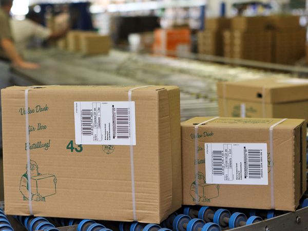 Shipping label on top of carton 3