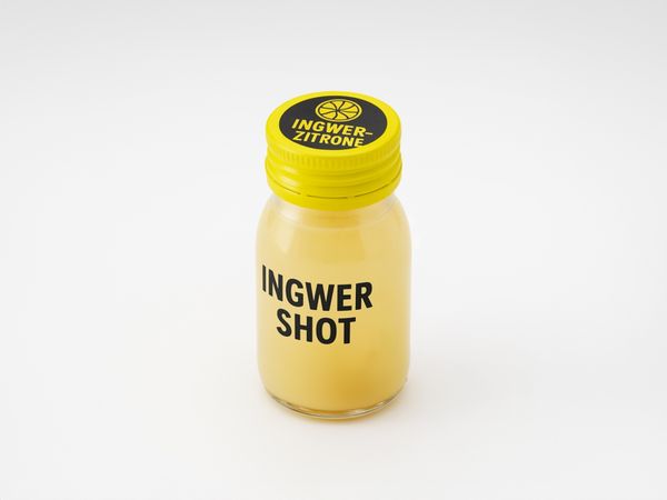 Labeling system Geset 142 label on ginger shot