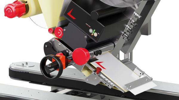 Geset 241 detail – label applicator
