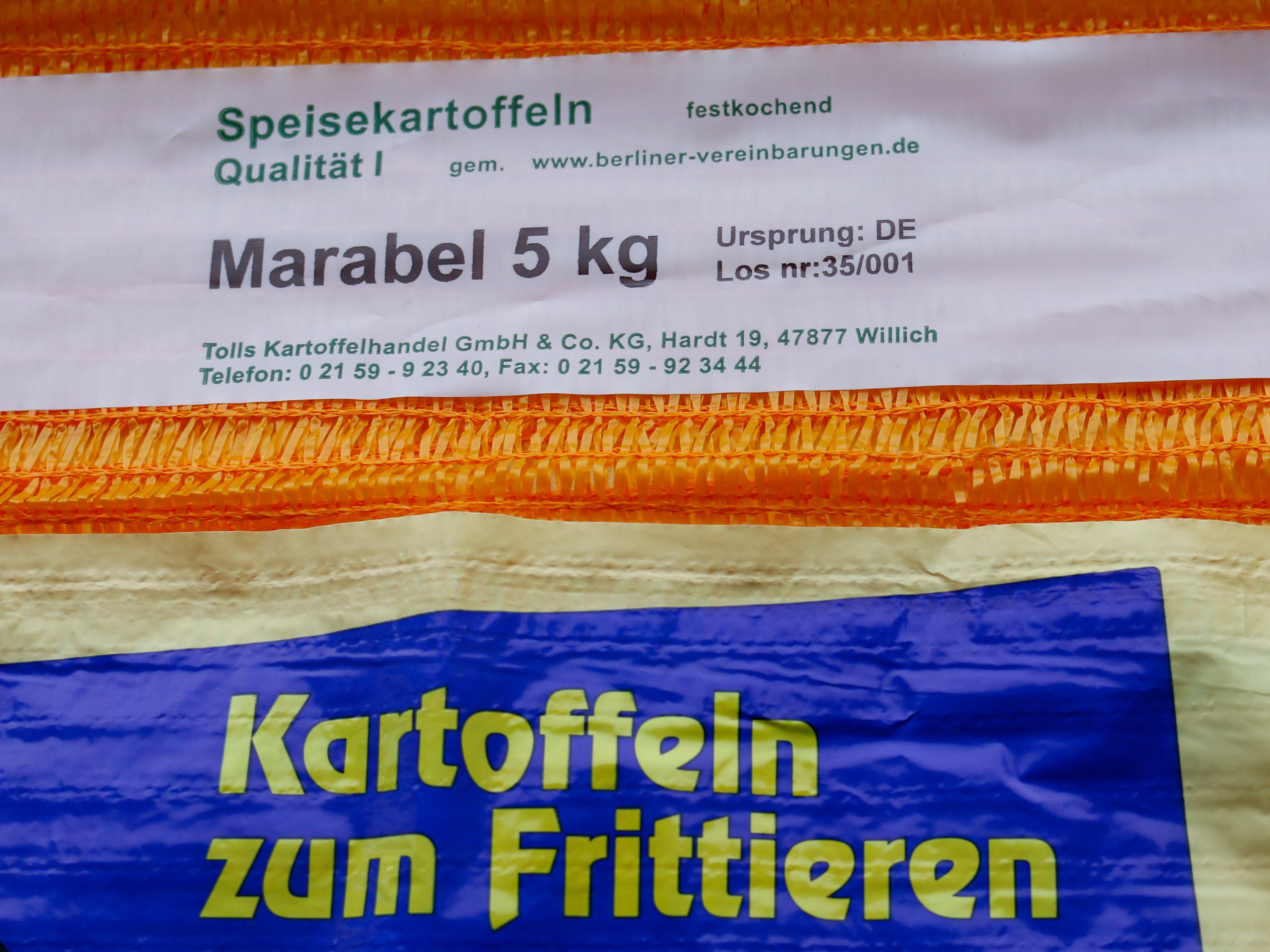Industrial inkjet coding on plastic bags for potatoes