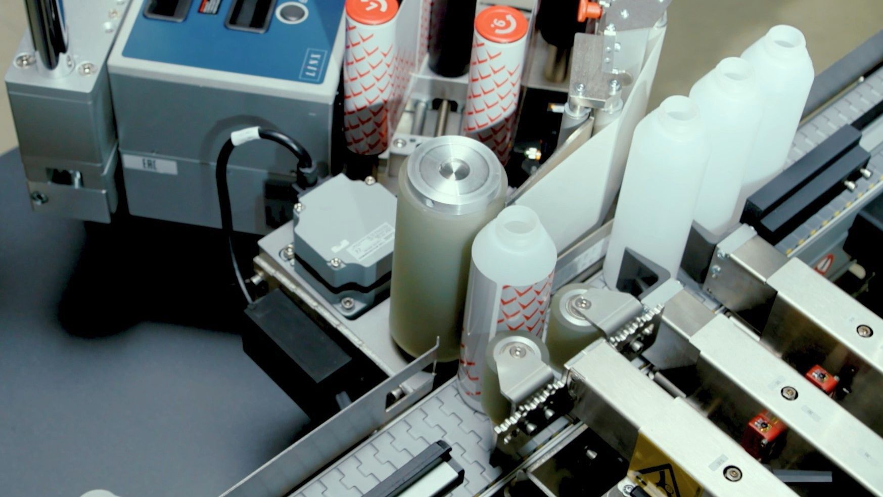 Geset 222 labels bottles