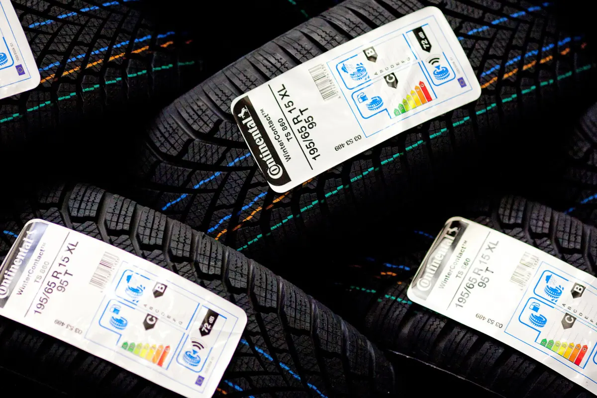EU tyre label on a car tyre
